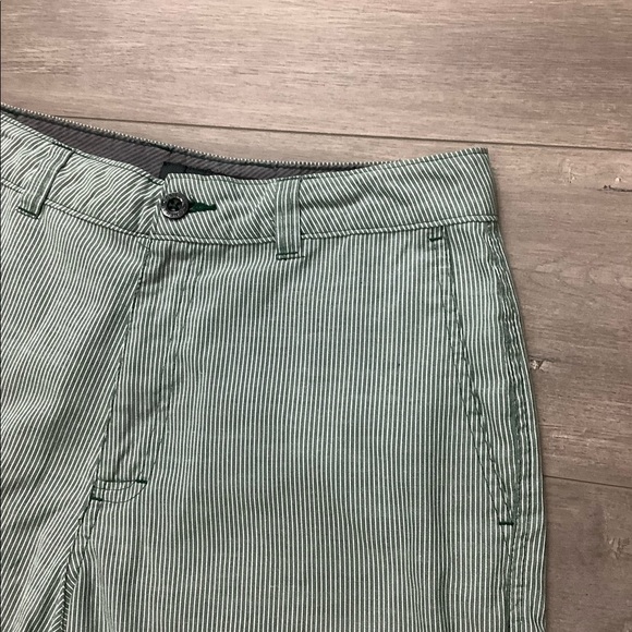 Men's O'Neill 30 Small Chino Khakis Shorts Stripes Green White Bermuda Casual - Picture 4 of 7